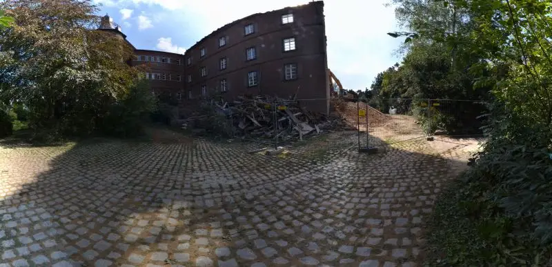 ritterakademier_hinten_small